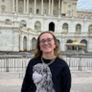 Meet your Posher, Elise